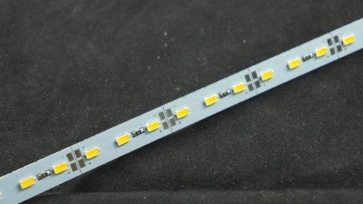12V 5630 WW  72 светод./м 22W алюминиевая линейка IP-33  (Теплый белый)