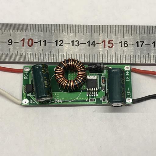 Драйвер для светодиодов DC12V   600-700 mA  30W IP-20 без корпуса