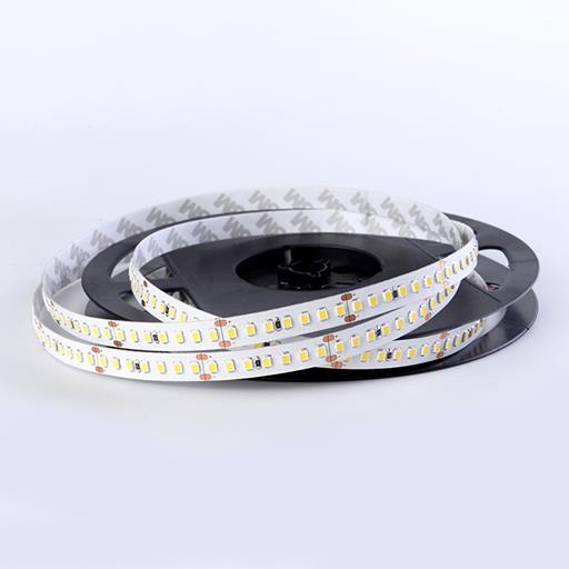 Светодиодная лента 24V 2835 CW 168 светод./м 17.3W IP-33 (Холодный белый)